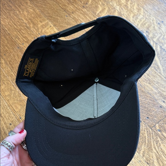 Black Cap with Red & White Lighthouse Embroidery - Picture 2 of 2